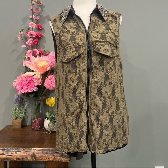 Diesel Vest - Picture 2 of 13